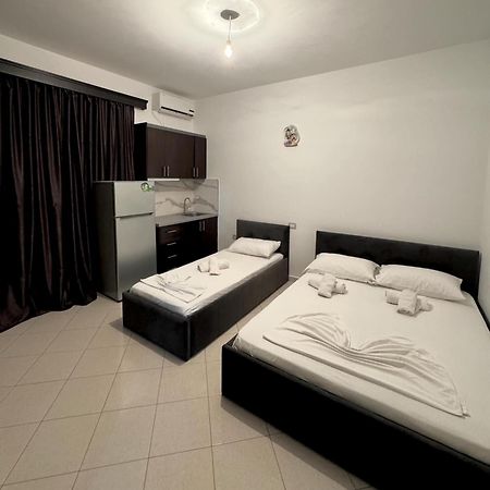 Melita Apartments Ksamil Buitenkant foto