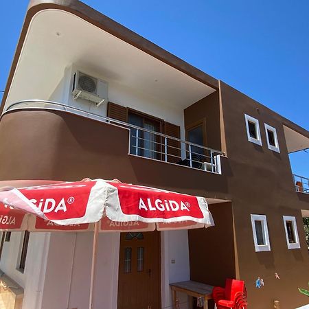 Melita Apartments Ksamil Buitenkant foto
