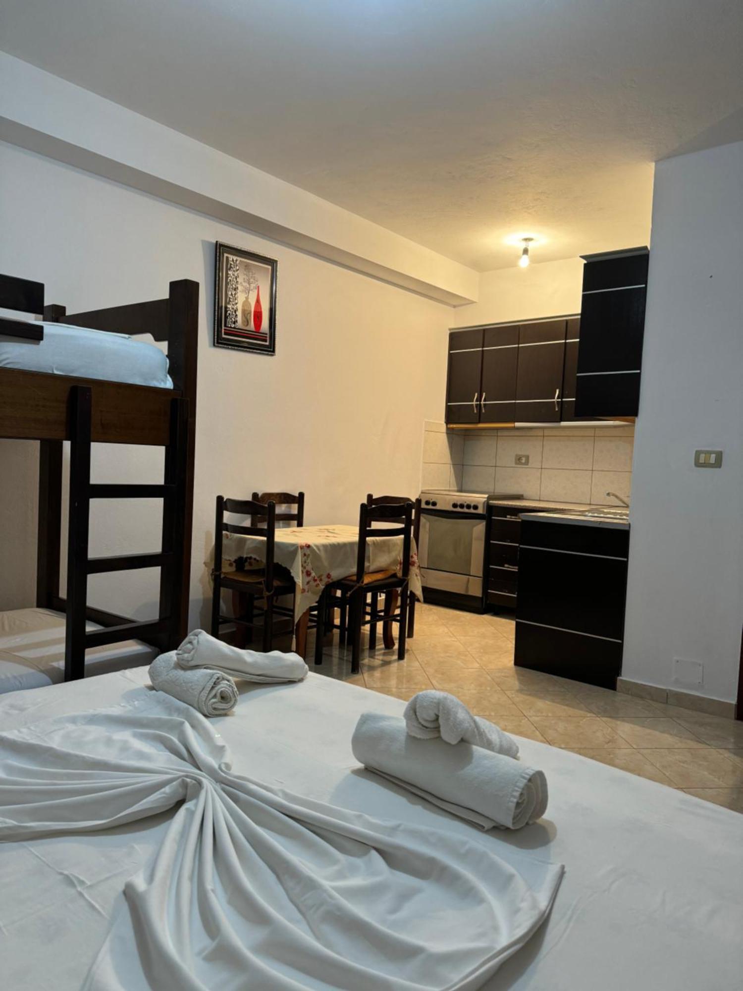 Melita Apartments Ksamil Buitenkant foto