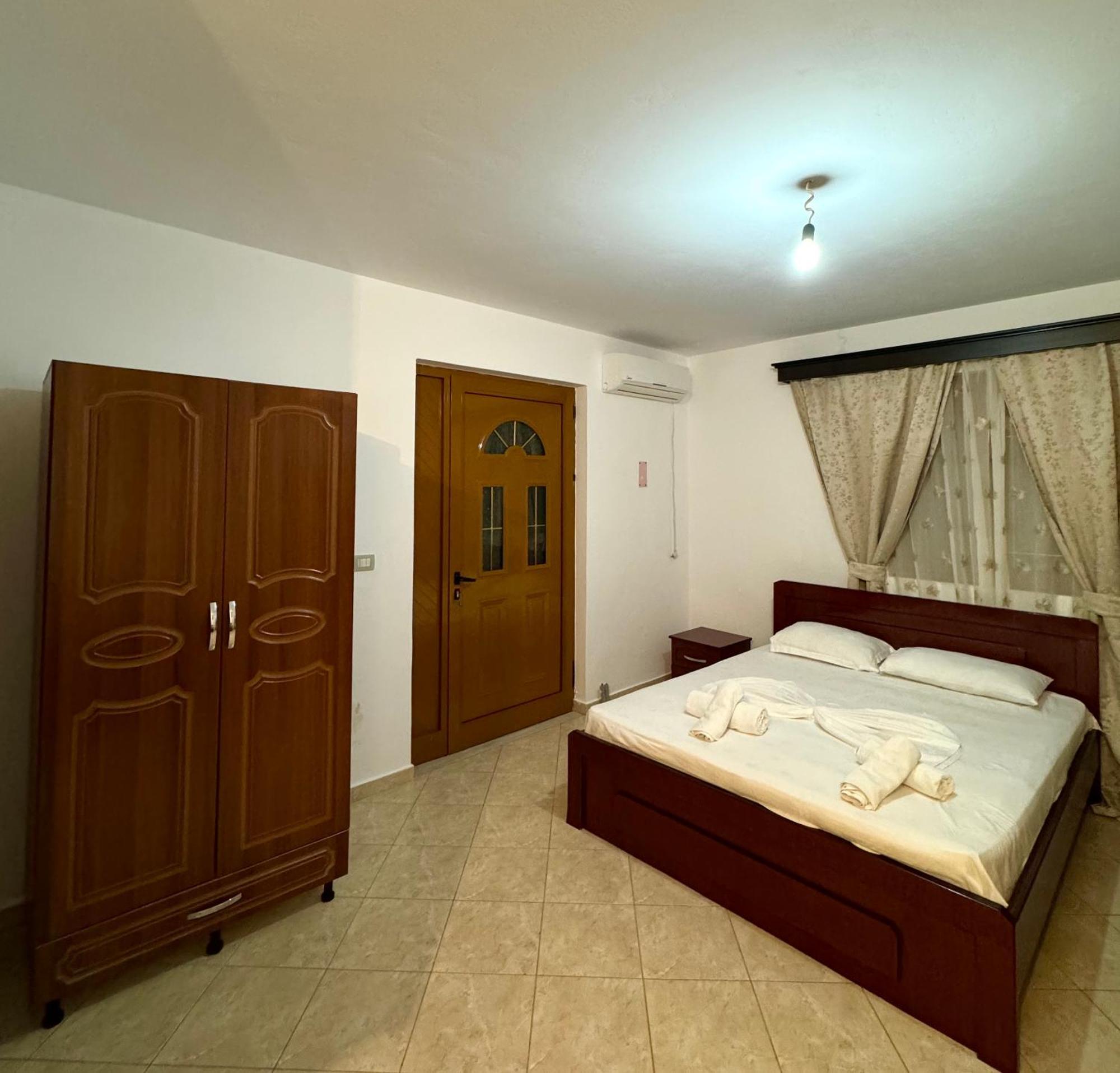 Melita Apartments Ksamil Buitenkant foto